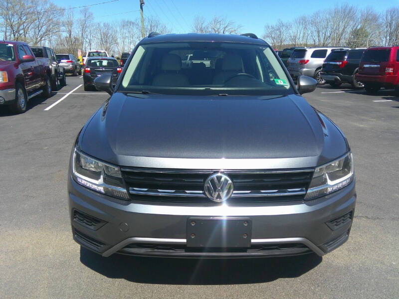 2018 Volkswagen Tiguan SE photo 9