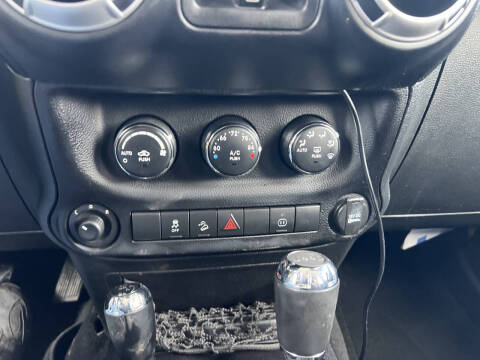 2011 Jeep Wrangler Unlimited Sahara