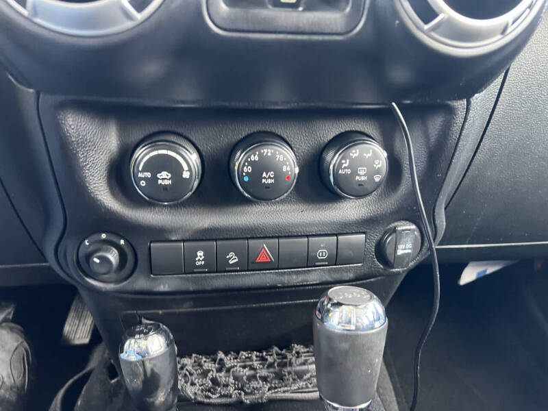 2011 Jeep Wrangler Unlimited Sahara