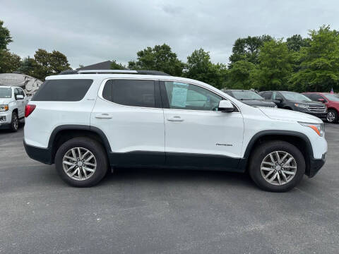 2017 GMC Acadia SLE-2