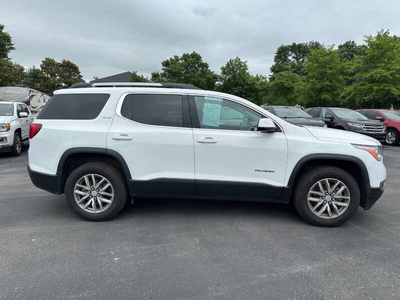2017 GMC Acadia SLE-2