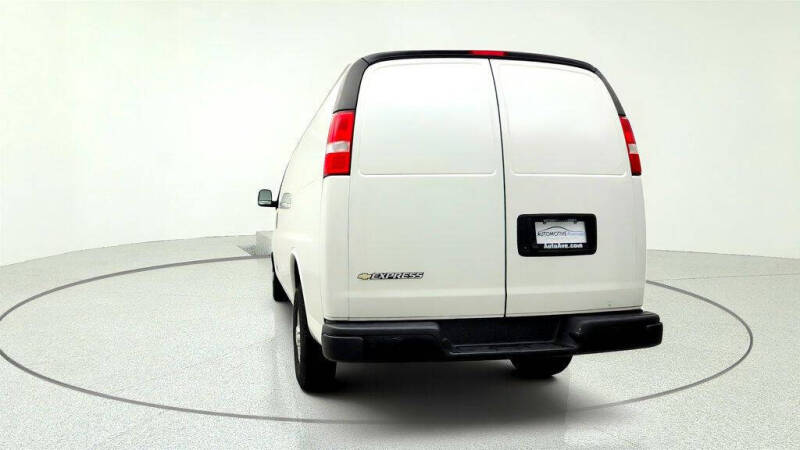 2024 Chevrolet Express 3500