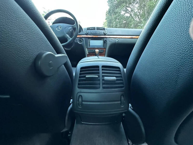 2005 Mercedes-Benz E-Class E 320