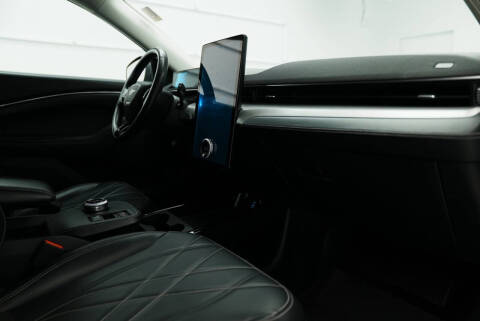 2021 Ford Mustang Mach-E Select