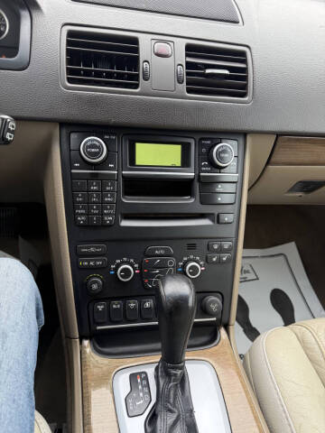 2011 Volvo XC90 3.2