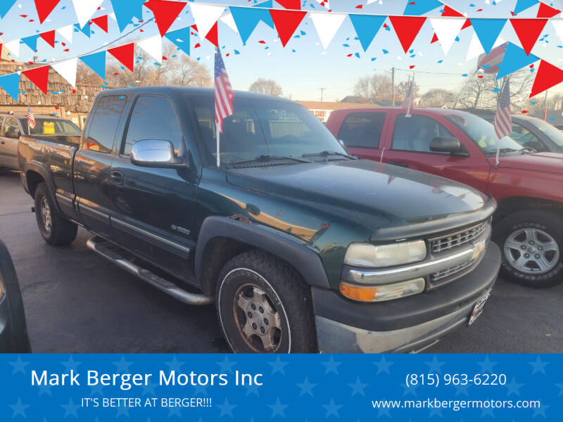 2002 Chevrolet Silverado 1500 for sale at Mark Berger Motors Inc in Rockford IL