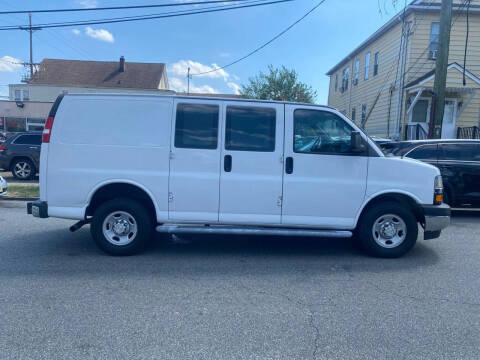 2019 Chevrolet Express 2500