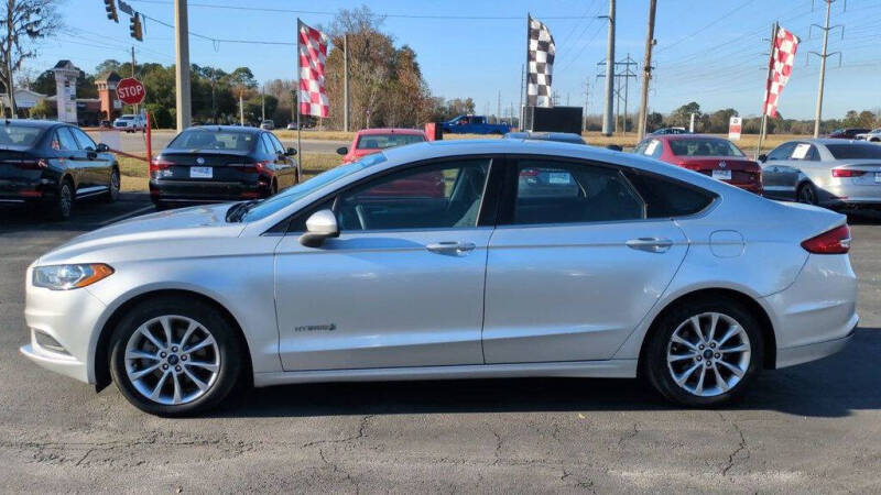 2017 Ford Fusion Hybrid SE