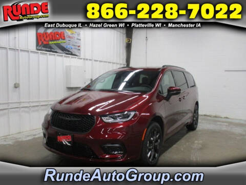 2023 Chrysler Pacifica for sale at Runde PreDriven in Hazel Green WI