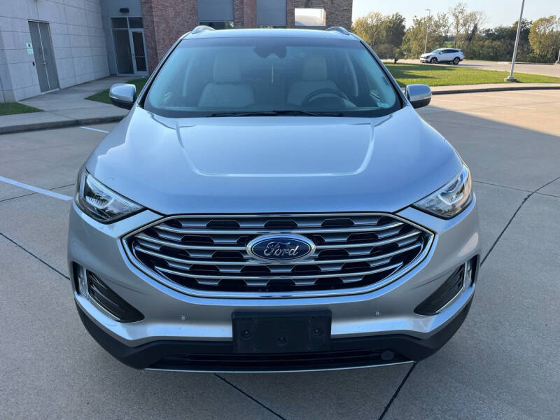 2020 Ford Edge Titanium photo 8