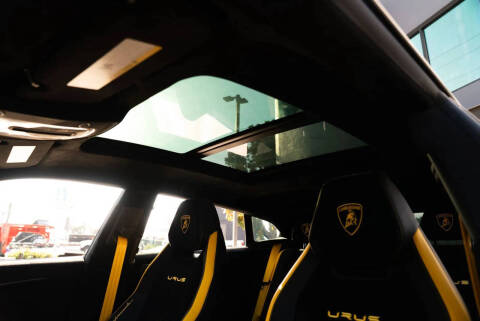 2024 Lamborghini Urus Performante