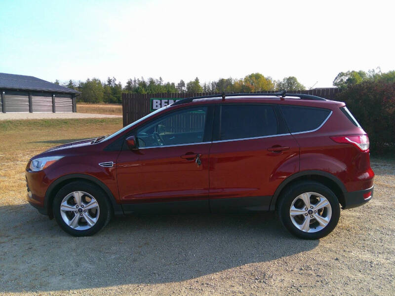 2015 Ford Escape SE photo 2