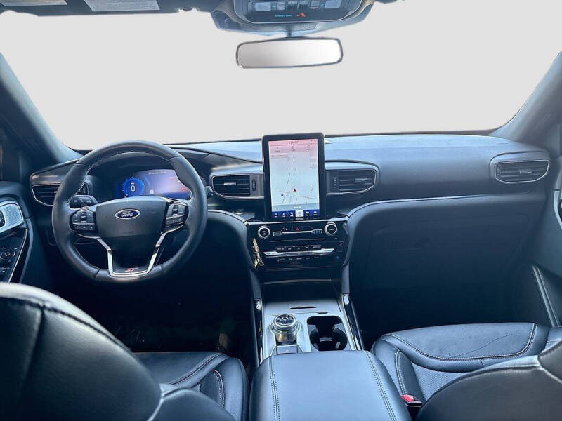2024 Ford Explorer ST