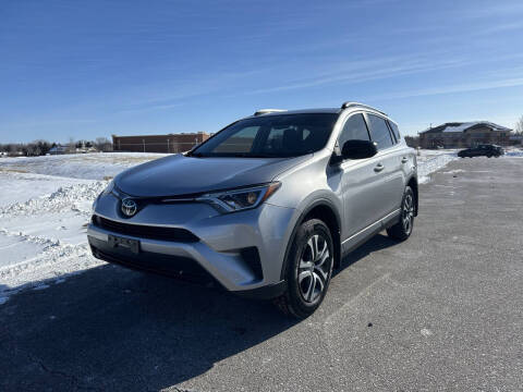 2018 Toyota RAV4 for sale at ONG Auto in Farmington MN