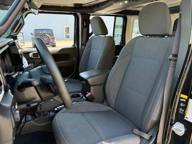 2025 Jeep Wrangler Willys 4xe