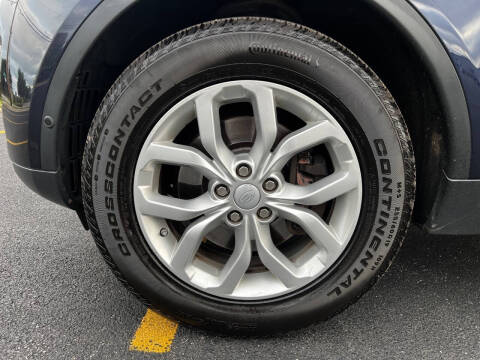 2017 Land Rover Discovery SE