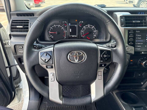 2023 Toyota 4Runner SR5