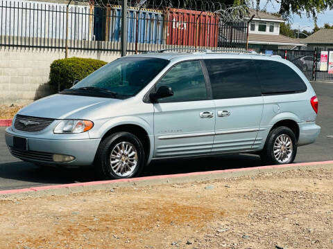 2001 Chrysler Town and Country