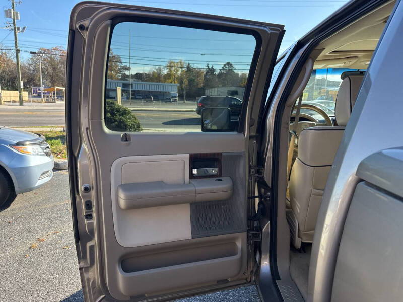 2006 Lincoln Mark LT