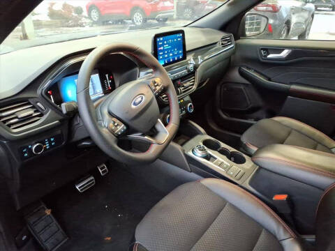 2023 Ford Escape Hybrid ST-Line