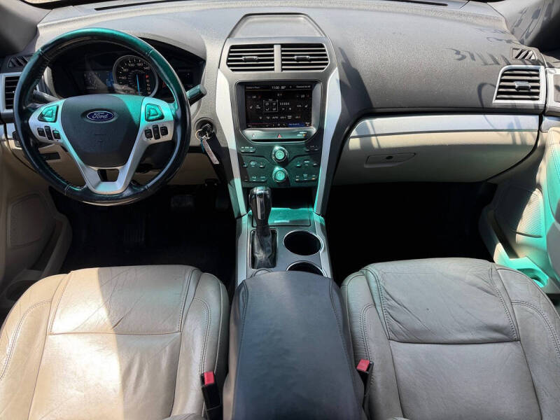 2012 Ford Explorer XLT