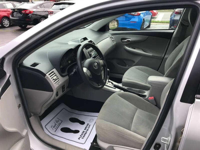 2012 Toyota Corolla LE
