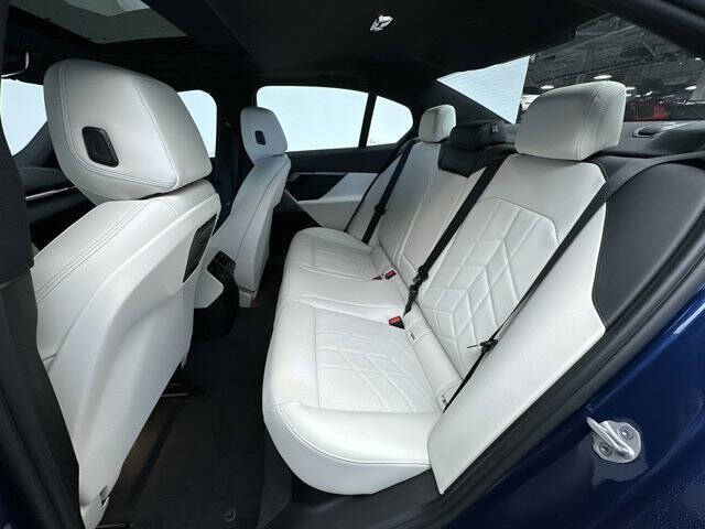 2025 BMW 5 Series 530i xDrive