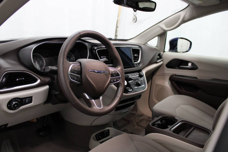 2020 Chrysler Pacifica Touring