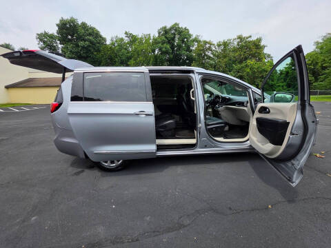 2018 Chrysler Pacifica Touring L Plus