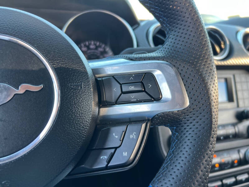 2020 Ford Mustang EcoBoost