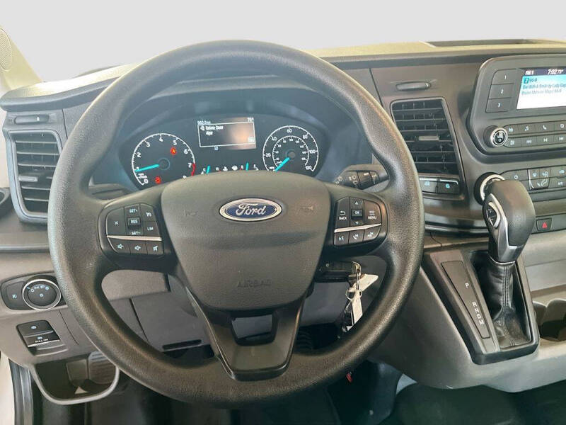 2025 Ford Transit