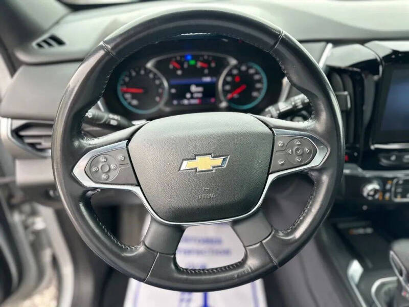 2022 Chevrolet Traverse LT Cloth