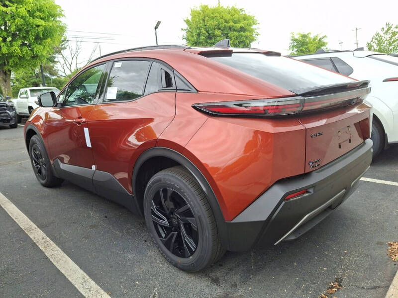 2026 Toyota C-HR SE