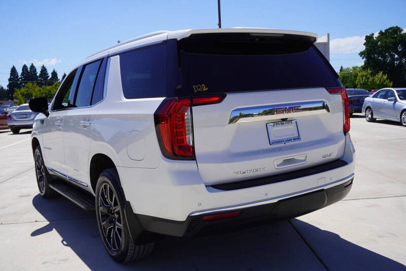 2023 GMC Yukon SLT