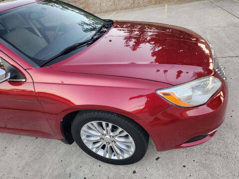 2011 Chrysler 200 Limited