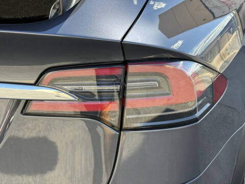 2019 Tesla Model X Performance