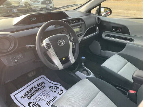 2014 Toyota Prius c Two