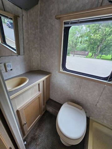 2004 Dodge Sprinter 2500