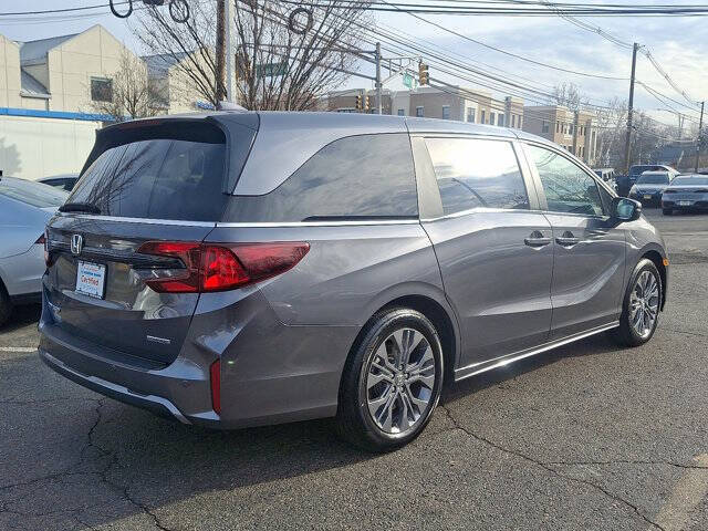 2025 Honda Odyssey Touring