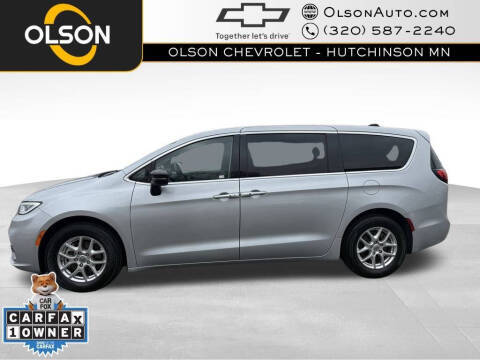 2024 Chrysler Pacifica Touring L