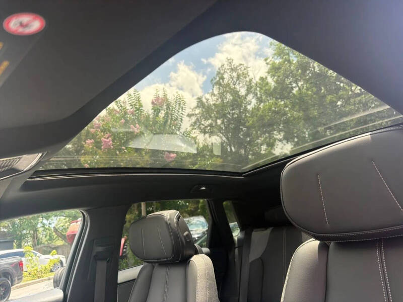 2024 Cadillac LYRIQ Tech
