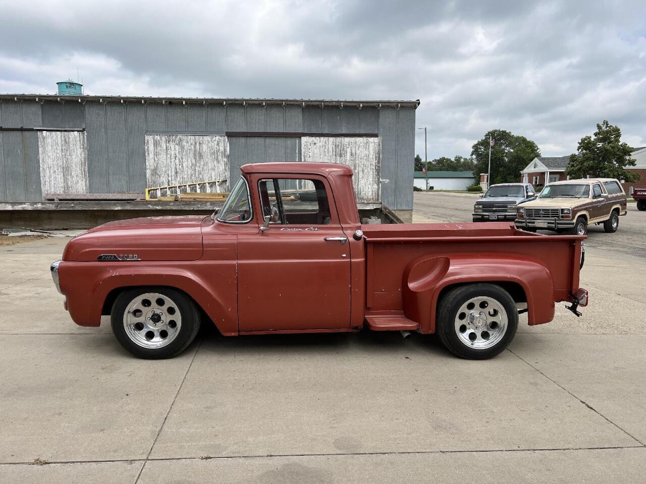 1957 Ford F-100 7