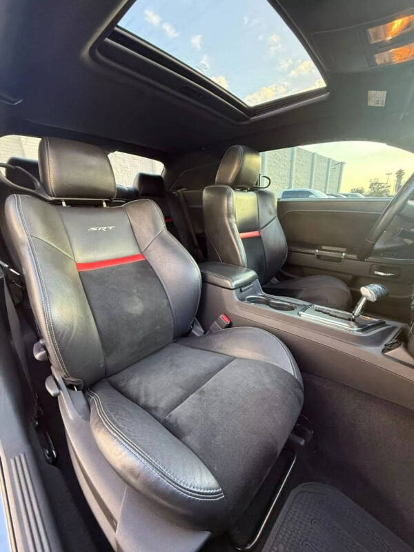 2010 Dodge Challenger SRT8