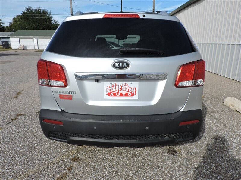 2012 Kia Sorento LX