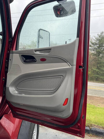 2021 Peterbilt 567