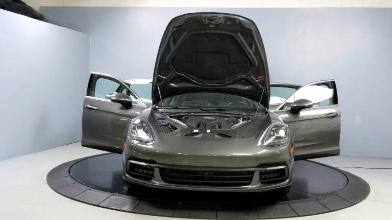 2017 Porsche Panamera 4S