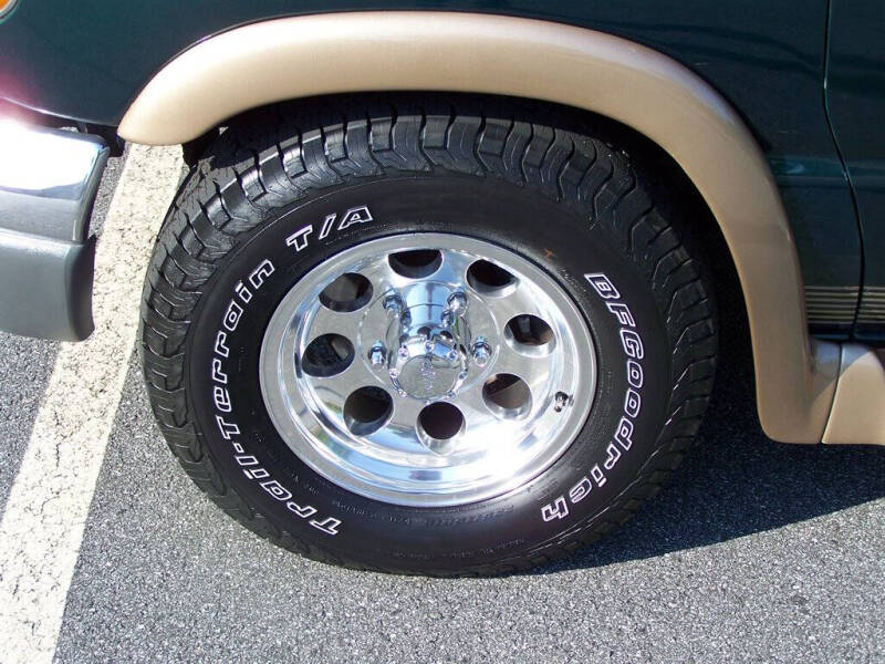 2000 Ford E-Series E-150