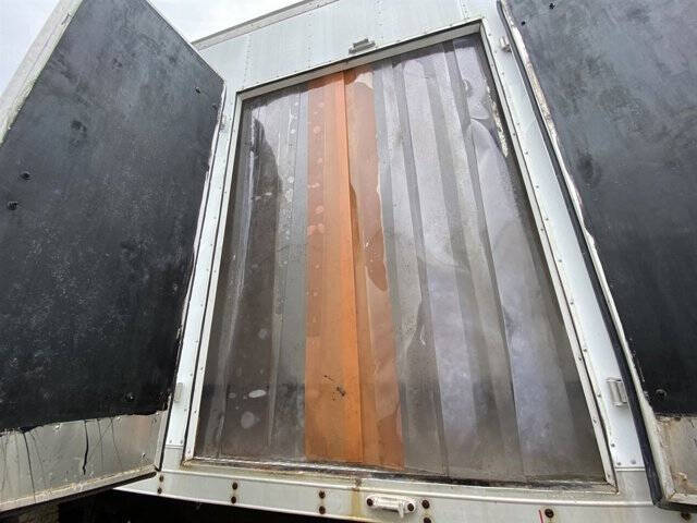 1998 Freightliner FL70