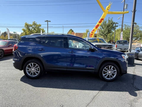 2023 GMC Terrain SLT