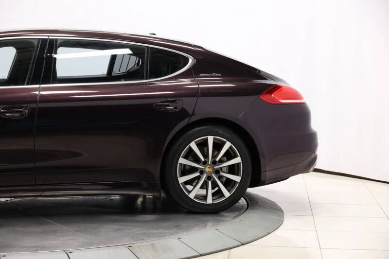 2015 Porsche Panamera 4S Executive